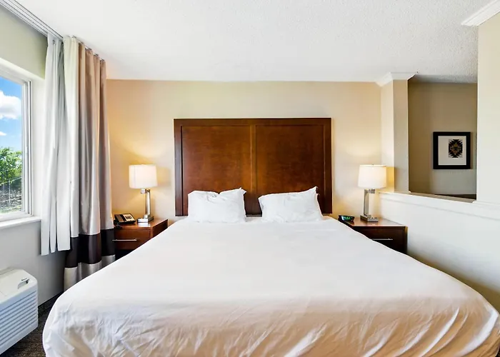 Comfort South - Woodland Hills 3*