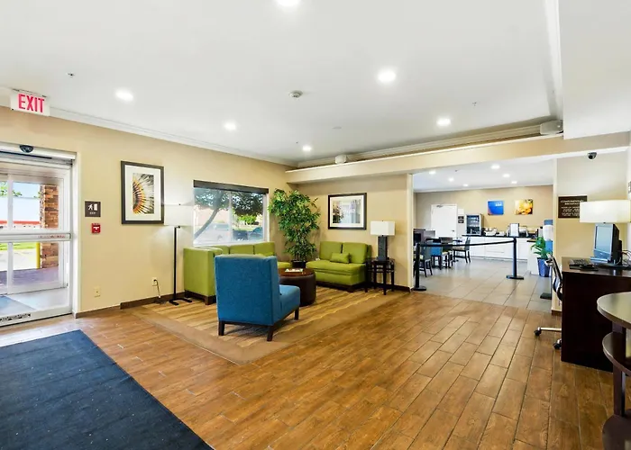 Comfort South - Woodland Hills Inn 3*
