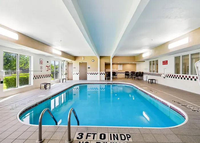 Comfort South - Woodland Hills Inn Tulsa