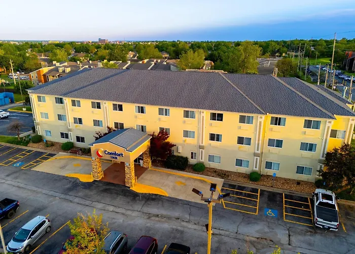 Comfort South - Woodland Hills Inn