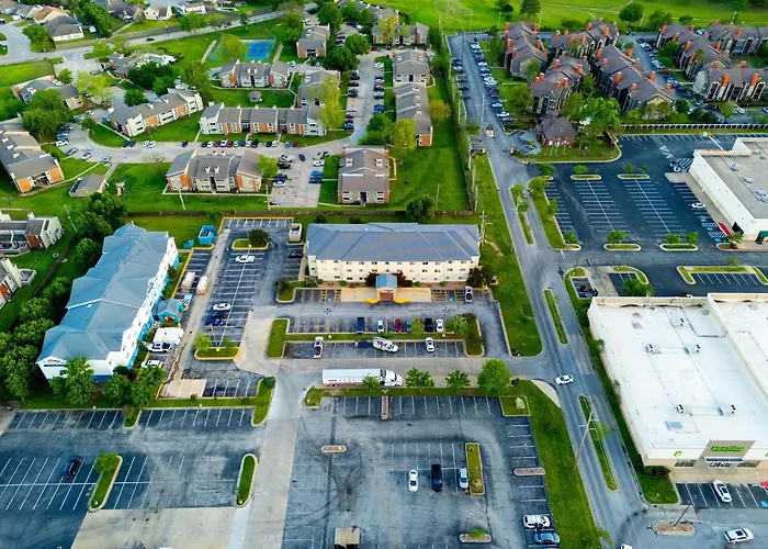 Inn Comfort South - Woodland Hills 3*