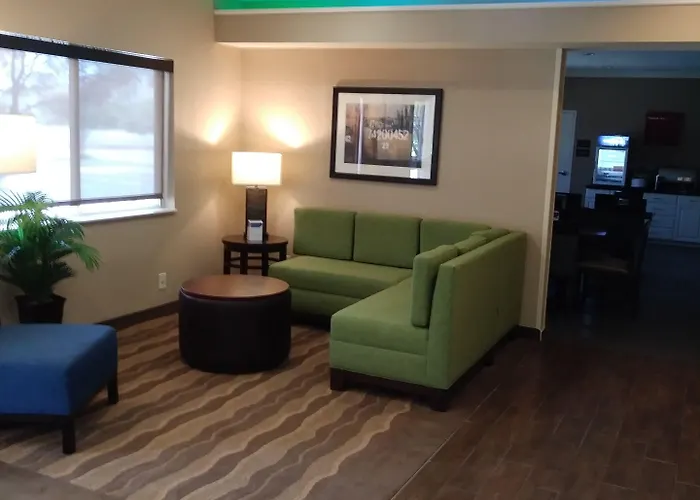Comfort South - Woodland Hills Inn