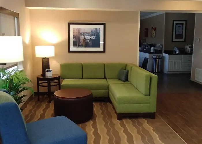 Comfort South - Woodland Hills Inn 3*