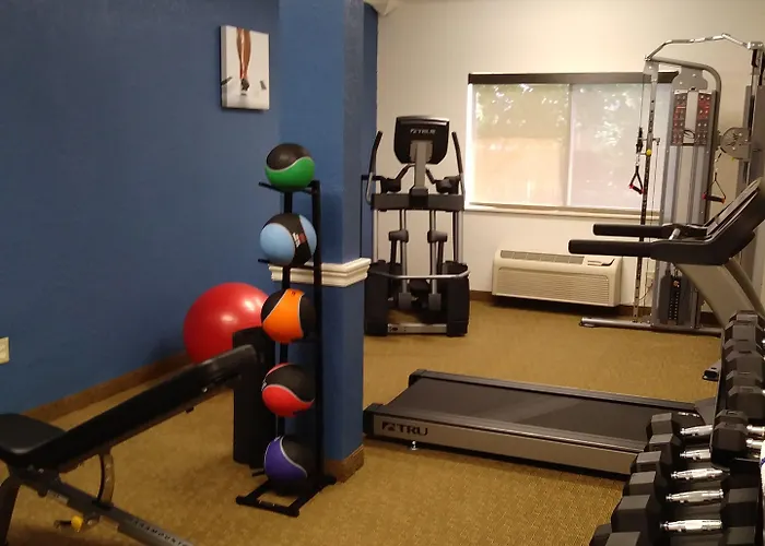 Comfort South - Woodland Hills 3*