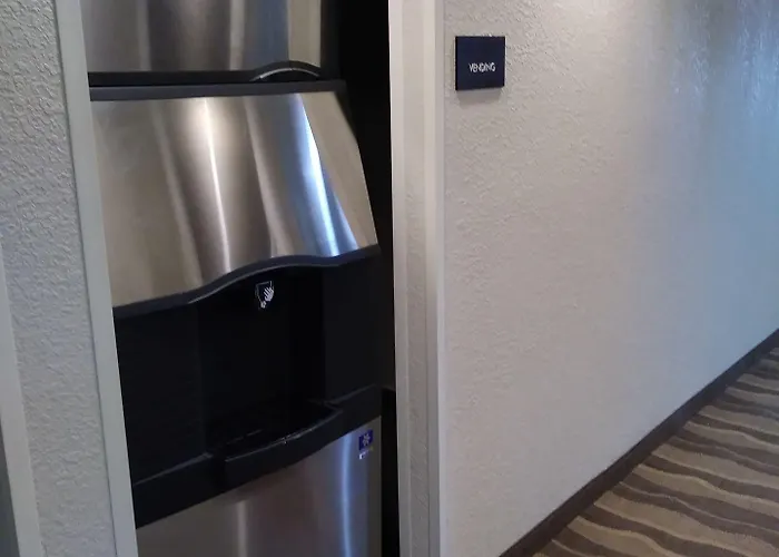 Inn Comfort South - Woodland Hills Tulsa