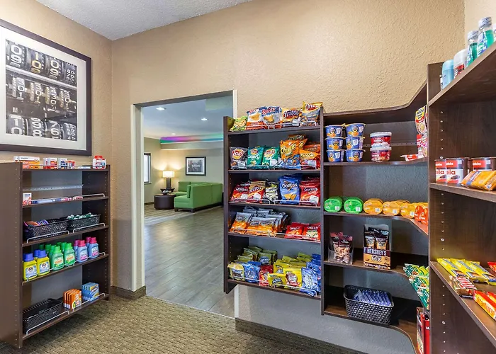 Comfort South - Woodland Hills 3*