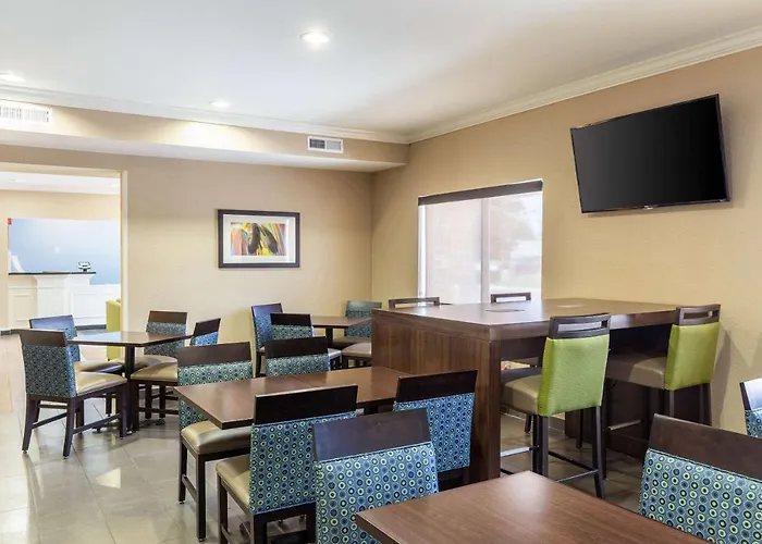 Inn Comfort South - Woodland Hills Tulsa